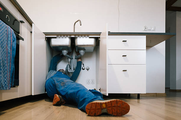 Professional Leak Detection technician working in Farmington, PA